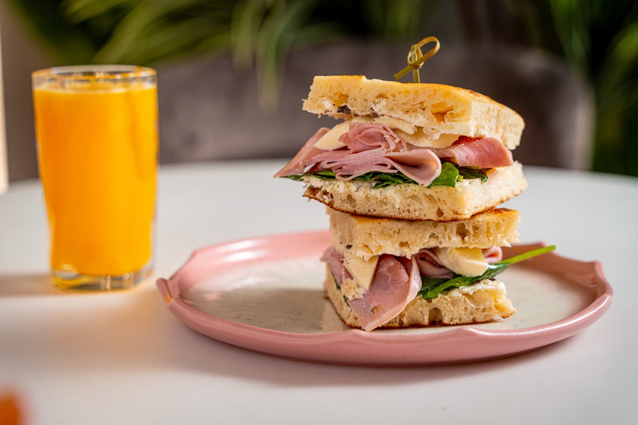 Baked prosciutto, truffle sauce 475 g